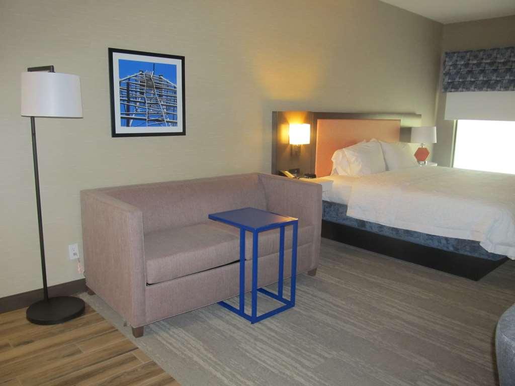 Hampton Inn El Dorado Room photo